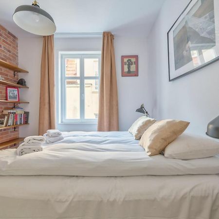 Dom & House - Apartamenty Kamienica Sopocka 150 Metrow Od Plazy โซพอต ภายนอก รูปภาพ