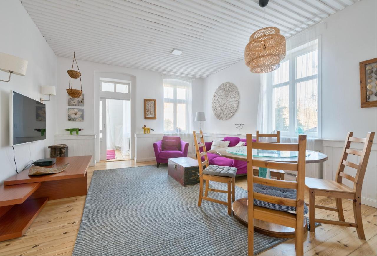 Dom & House - Apartamenty Kamienica Sopocka 150 Metrow Od Plazy โซพอต ภายนอก รูปภาพ
