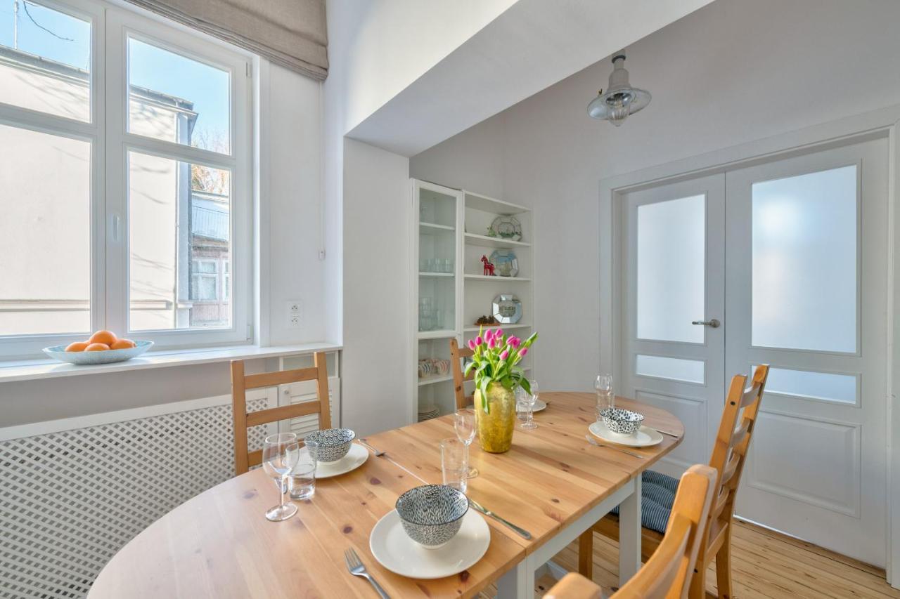 Dom & House - Apartamenty Kamienica Sopocka 150 Metrow Od Plazy โซพอต ภายนอก รูปภาพ