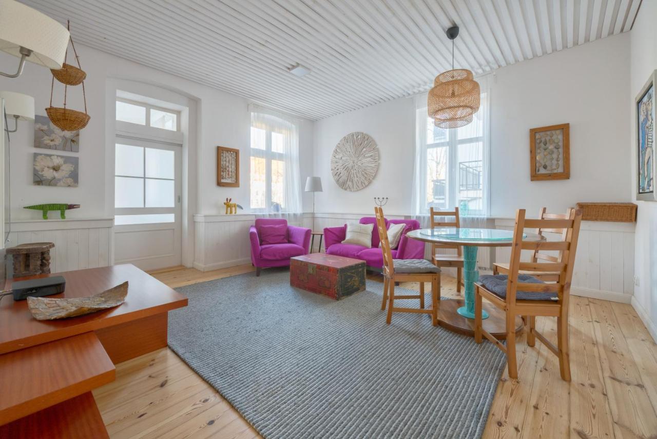 Dom & House - Apartamenty Kamienica Sopocka 150 Metrow Od Plazy โซพอต ภายนอก รูปภาพ