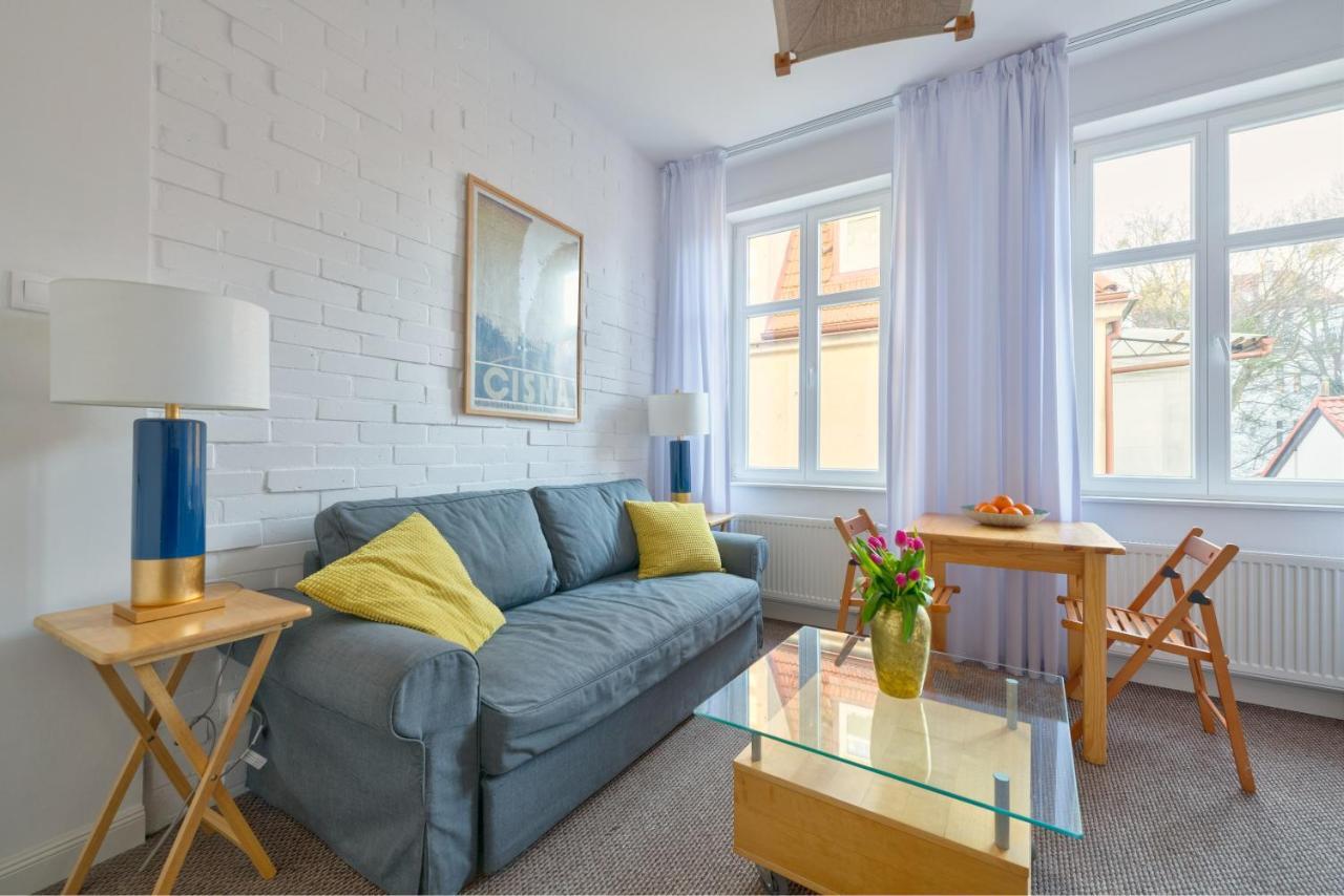 Dom & House - Apartamenty Kamienica Sopocka 150 Metrow Od Plazy โซพอต ภายนอก รูปภาพ