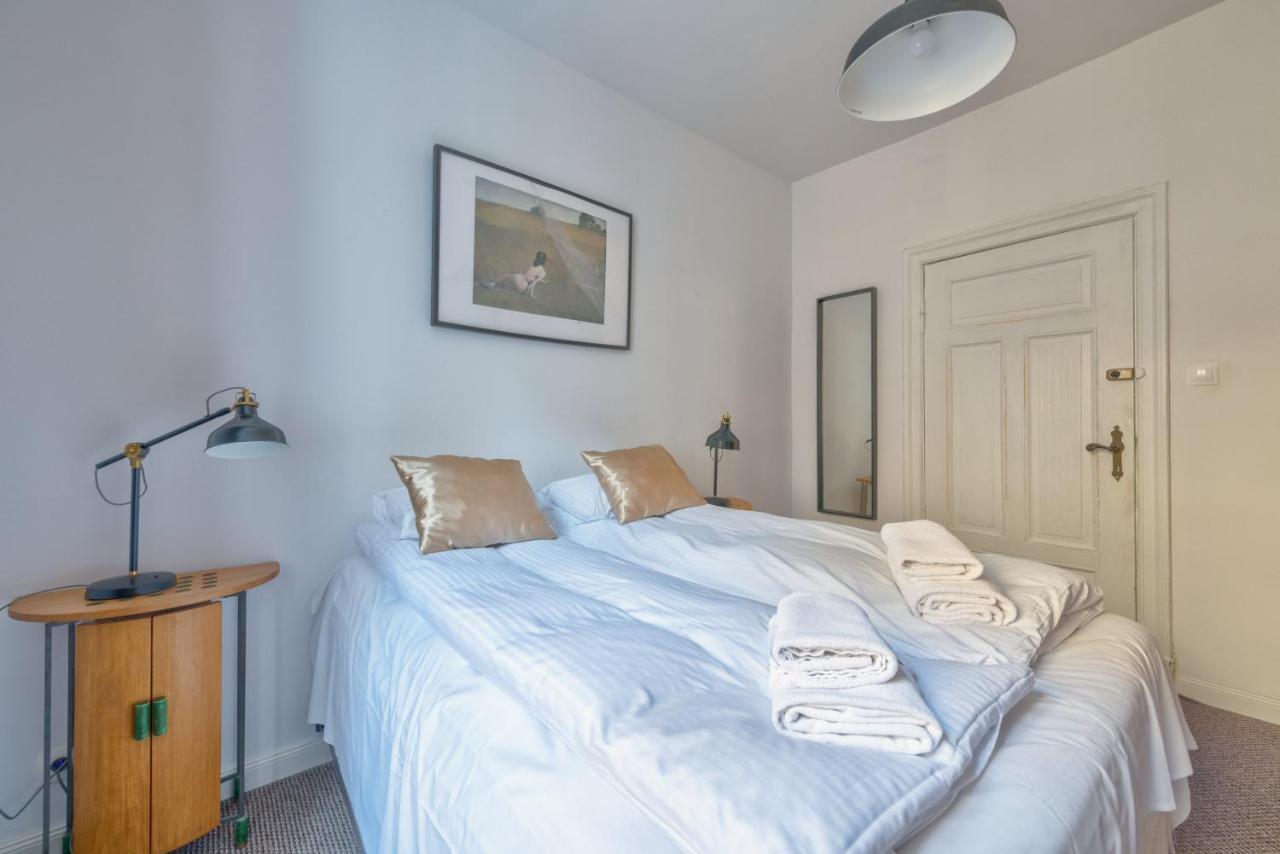 Dom & House - Apartamenty Kamienica Sopocka 150 Metrow Od Plazy โซพอต ภายนอก รูปภาพ